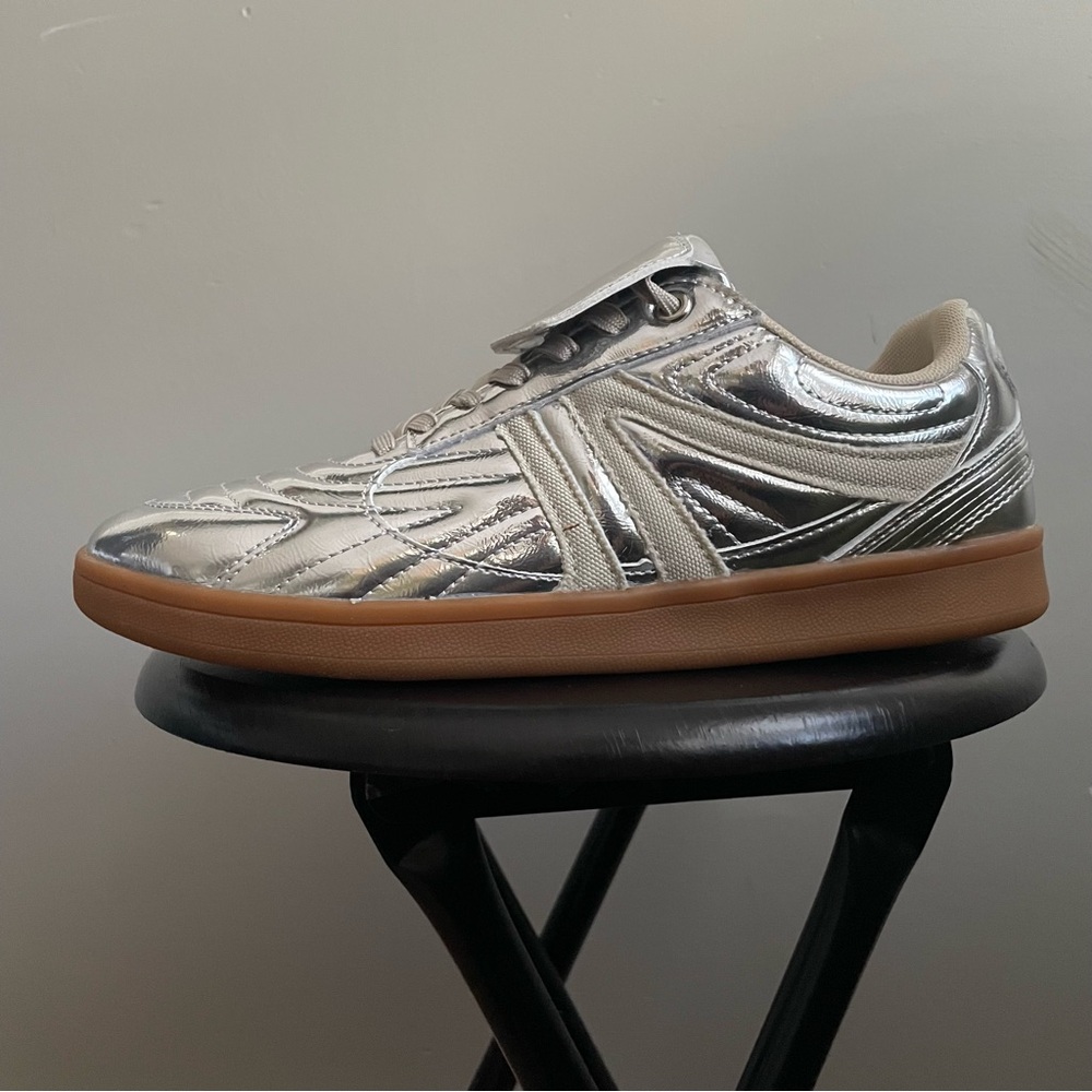 Steve Madden Madrid Womens Metallic Silver Sneakers Casual Shoes, Size 9.5 US - Picture 2 of 10